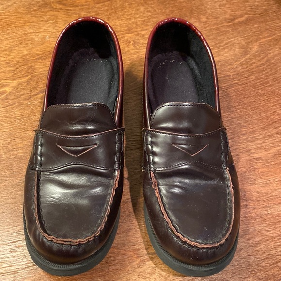 Boys Florsheim Burgundy Loafers Size 6.5 - Picture 1 of 4